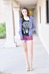 Skinny amateur teen Rachel slowly takes off her clothes and poses in public