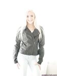 Blonde teen babe Naomi Woods pulling jeans down over ass and legs