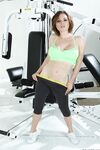 Hot pornstar Krissy Lynn strips tight yoga pants at gym and shows her booty