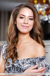Sweet teen girl Olya Fey pulls her dress over her head for nude posing