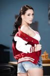 Big-tit brunette Noelle Easton demonstrates her nice boobies and puss
