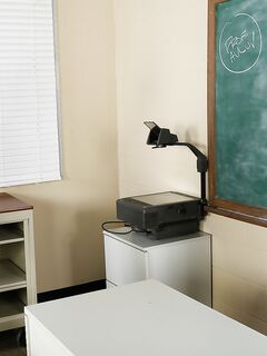 Kinky teacher with huge juggs Veronica Avluv rides a rod in the classroom