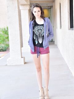Skinny amateur teen Rachel slowly takes off her clothes and poses in public