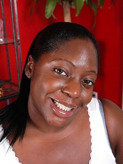 Stunning very fat BBW Dynasty touches her tight black vagina