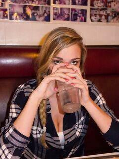 Teen girlfriend Kendra Sunderland squeezes her fantastic naturals indoors
