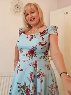 Classy mature Lorna Blu hiking dress to spread pussy lips & pinching nipples