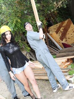 Secy black girl Teanna Trump gangbanged during construction of new home