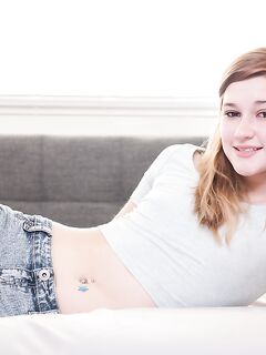 Gorgeous teen Alaina Dawson stretching pussy in solo romance