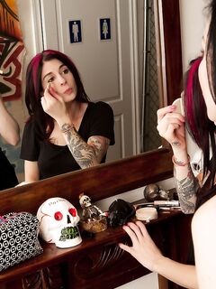 POV blowjob and pussy banging with sexy inked girl Veruca James